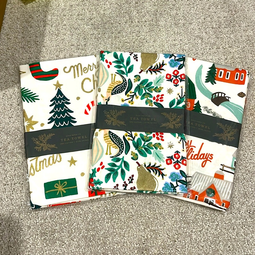 Rifle Paper Co White and Green Kitchen Linens Set